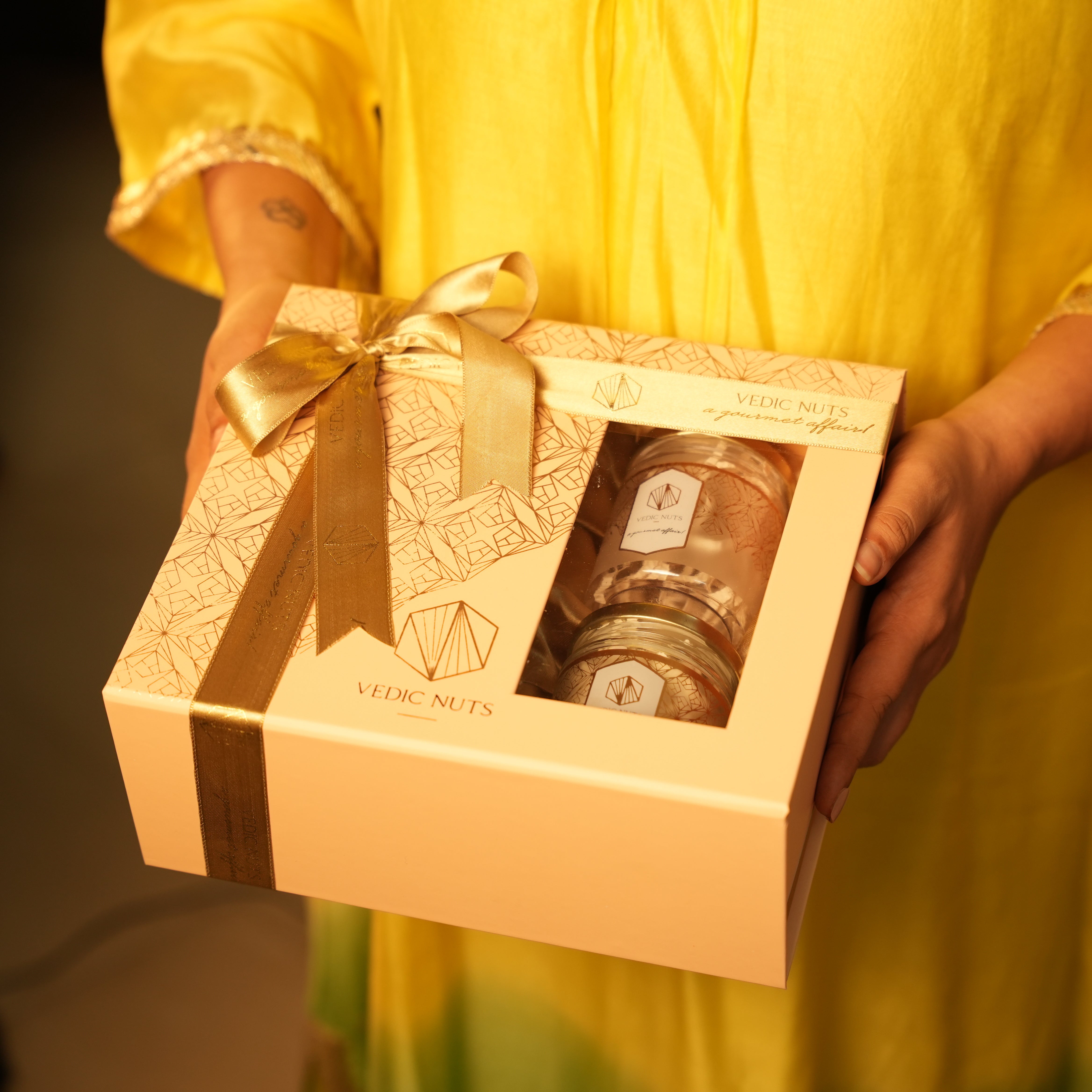 Pastel Indulgence Hamper (Set of 6 Jars: 100gms each)