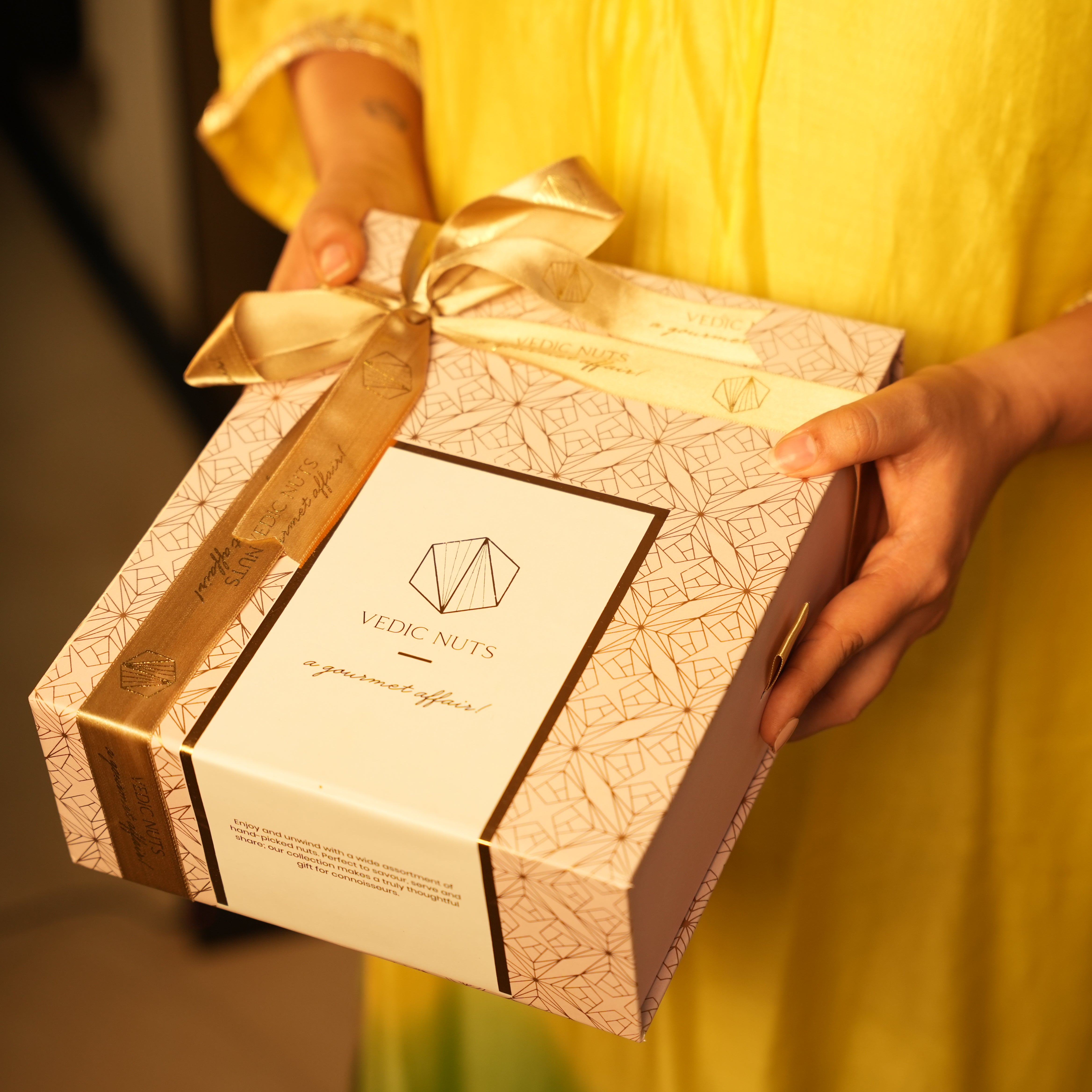 Luxury Hamper (Set of 6 Jars: 100gms each)