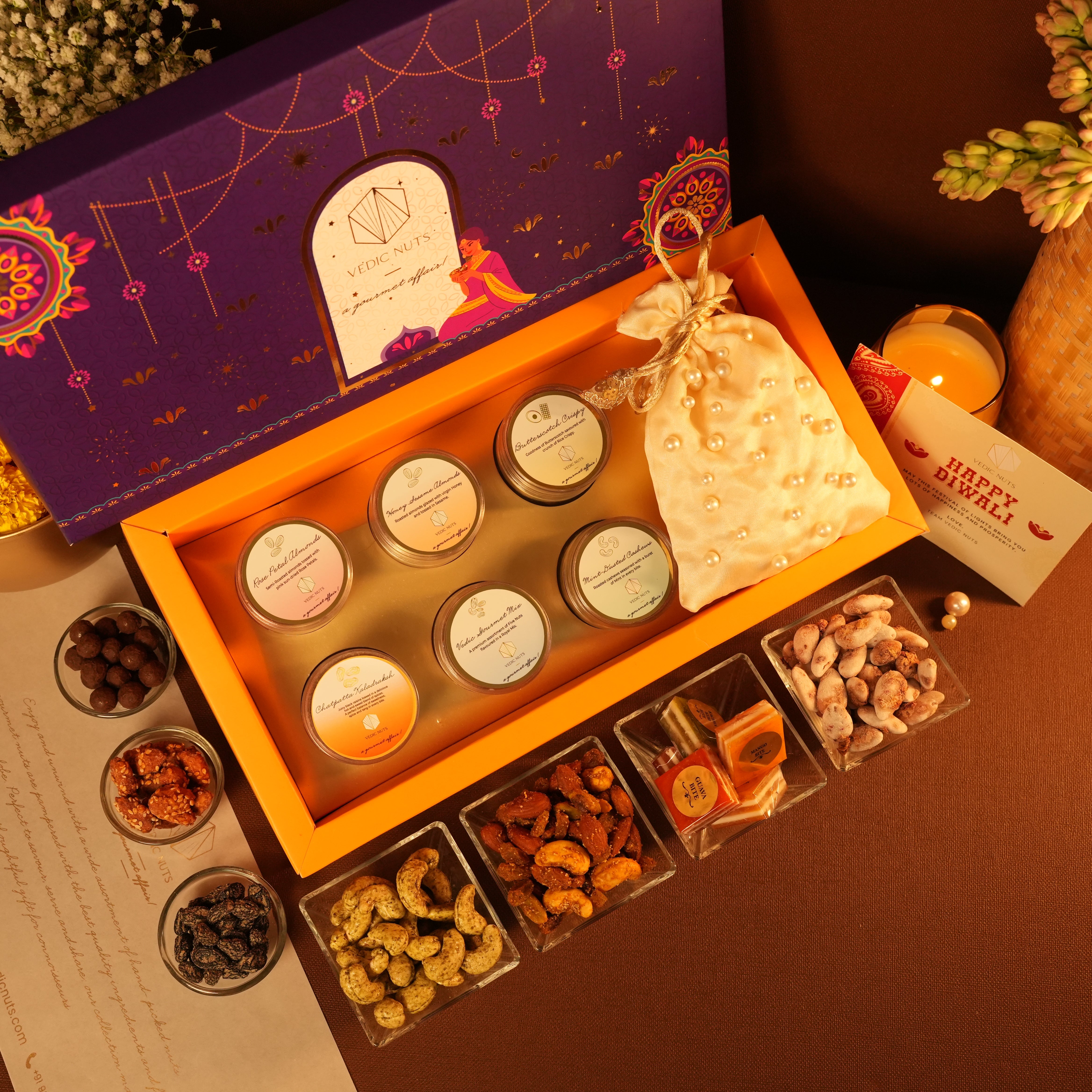 The Festive Collection: set of 6 + 10 Chocolate Jelly Bites