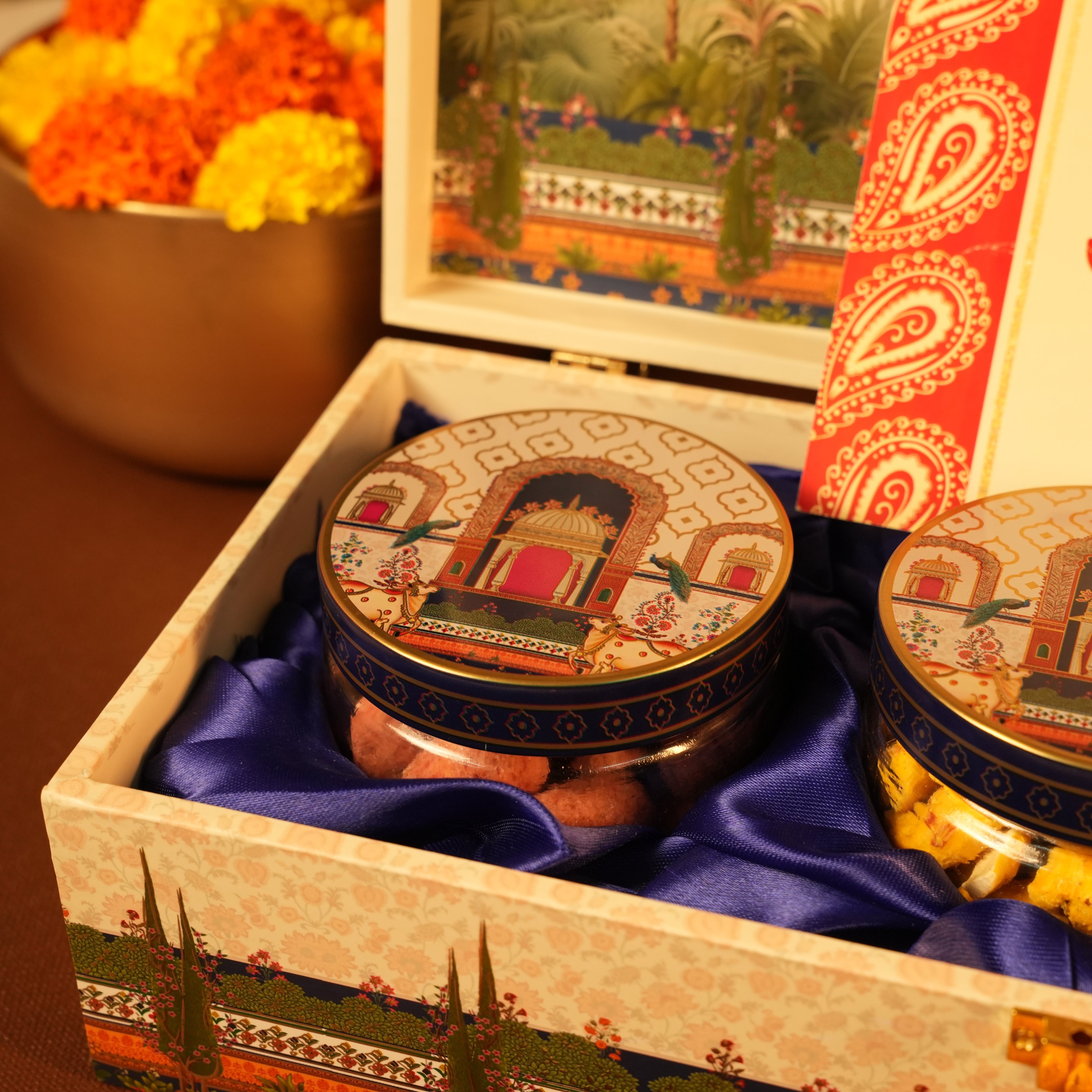 MDF Royal Hamper