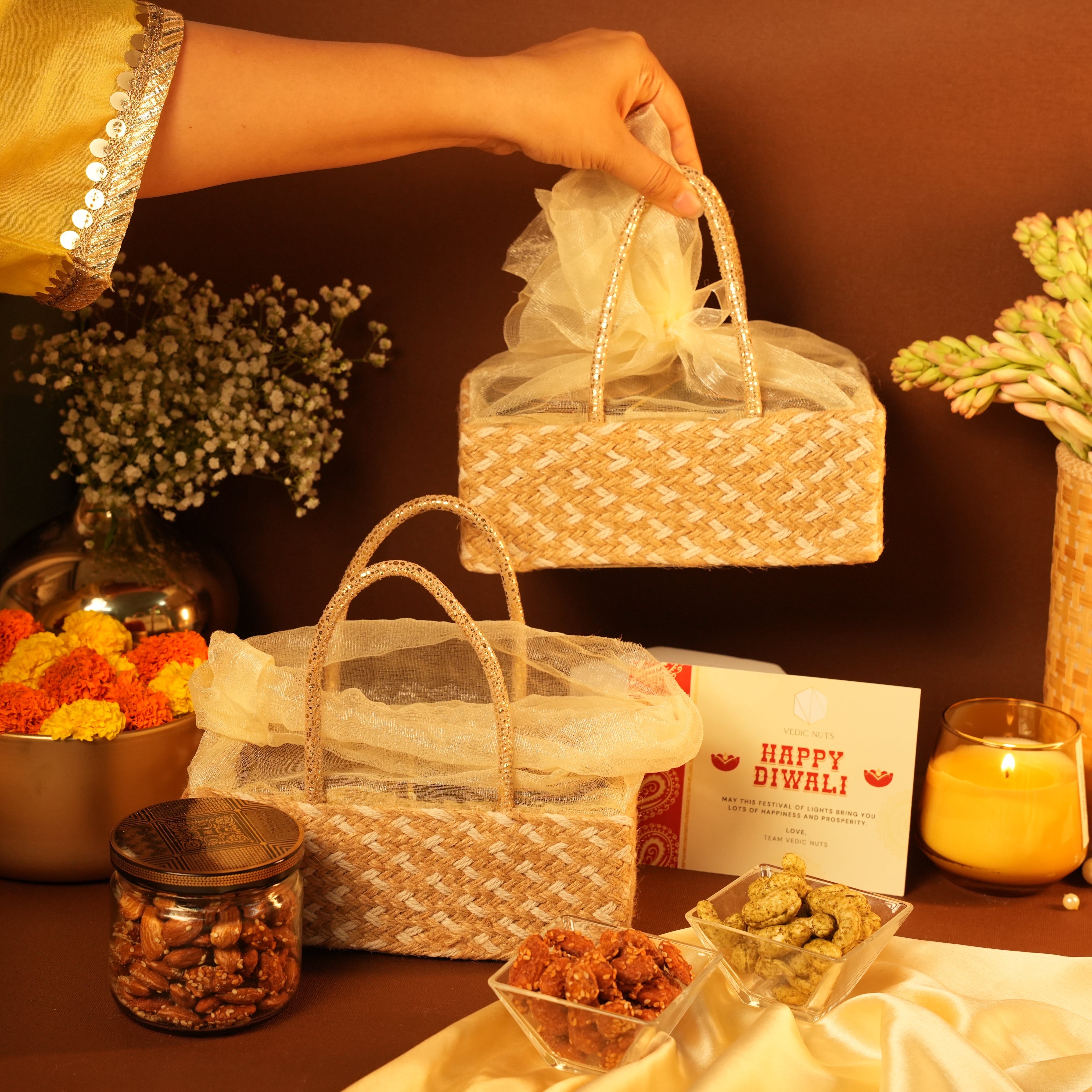 The Nutty Tote: Mini box