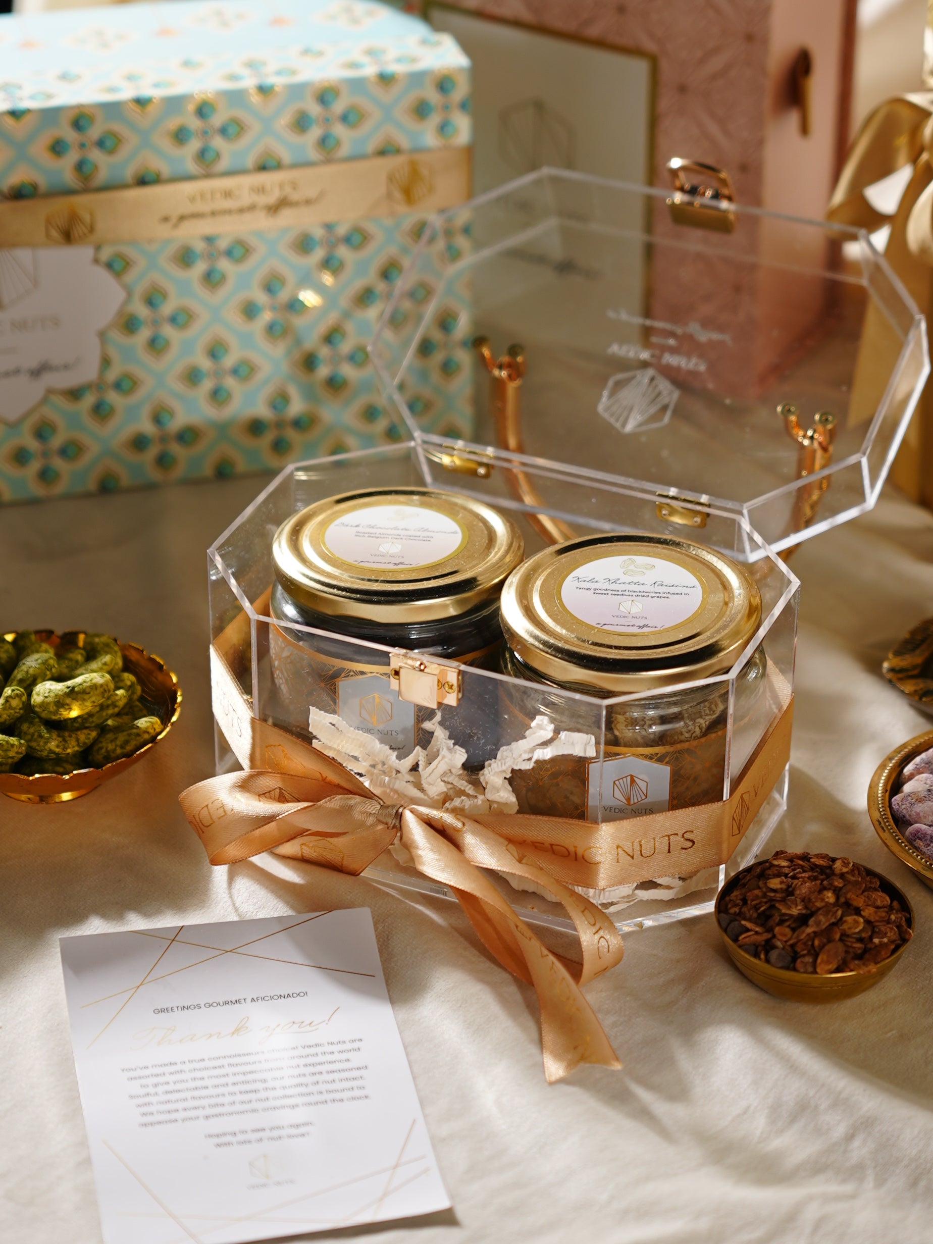 ✨ Golden Glow Hamper