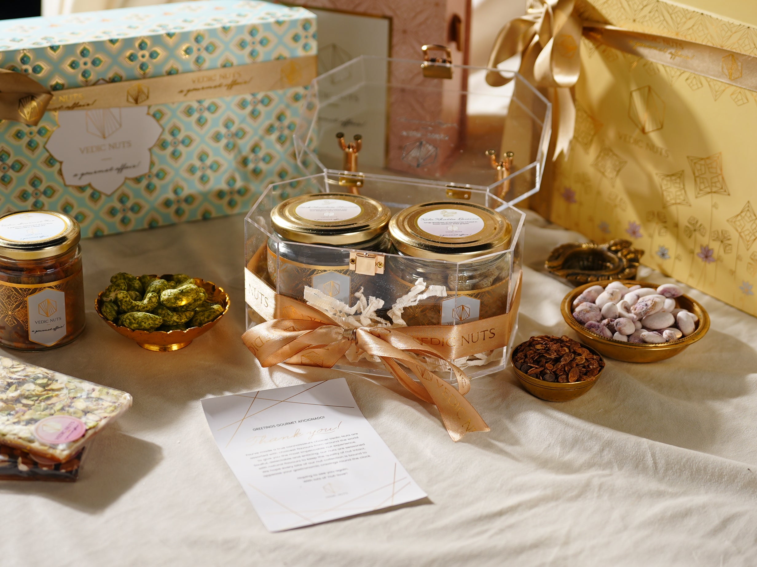 ✨ Golden Glow Hamper