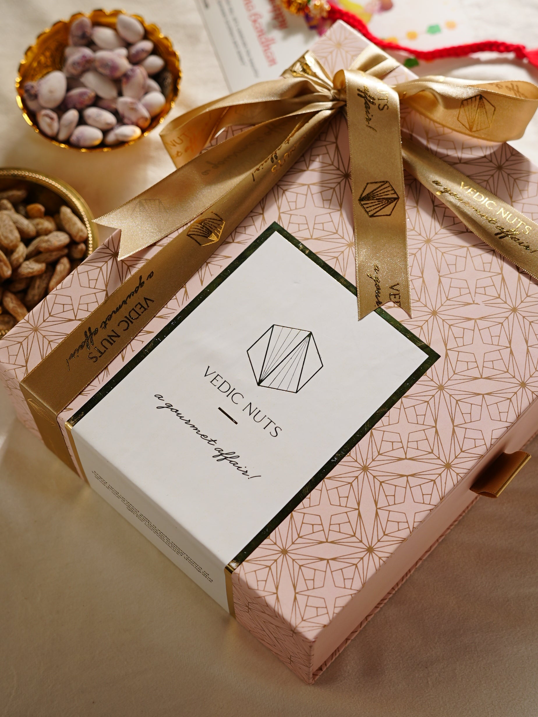 Luxury Hamper (Set of 6 Jars: 100gms each)