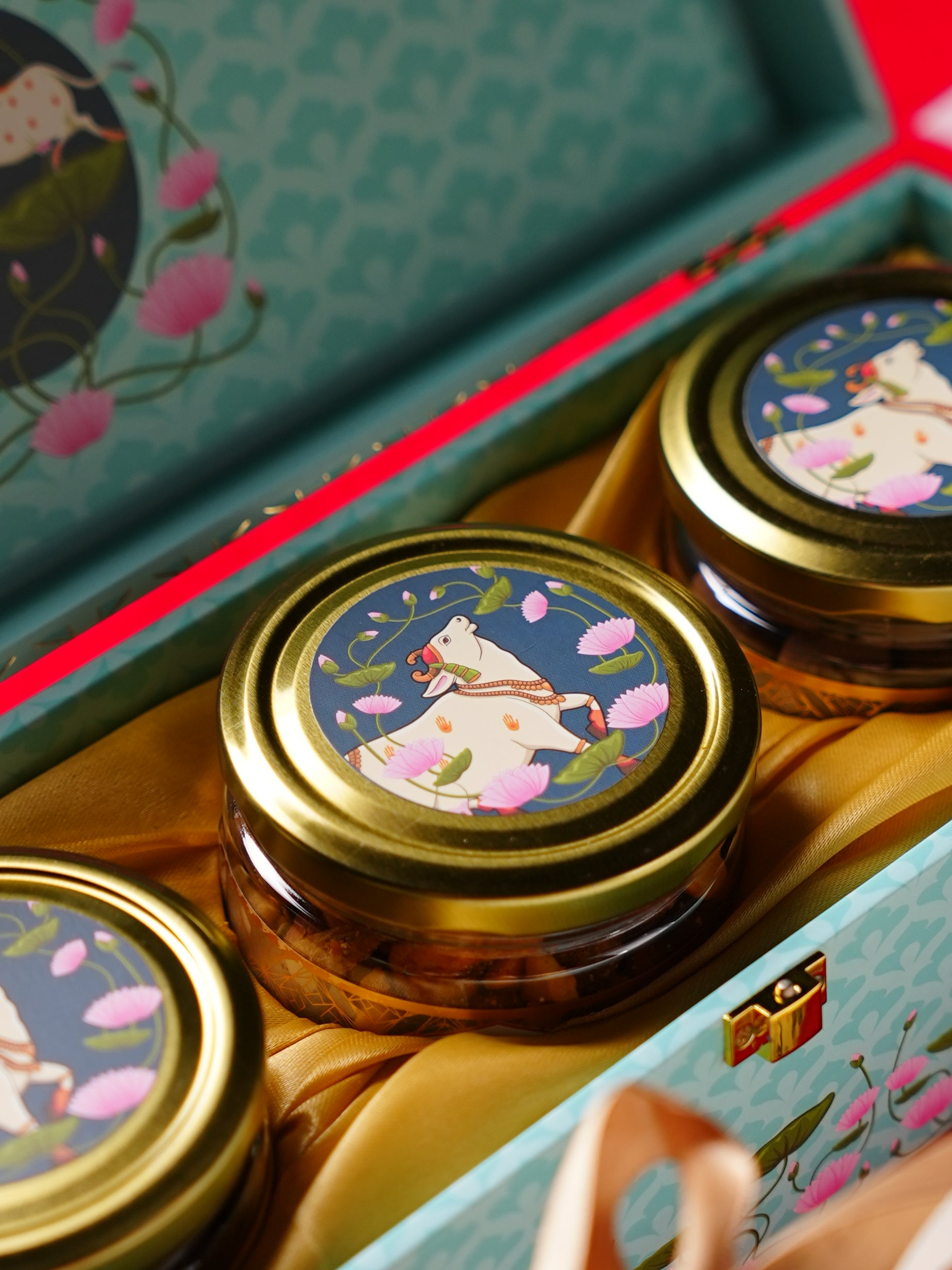 MDF Royal Diwali Hamper