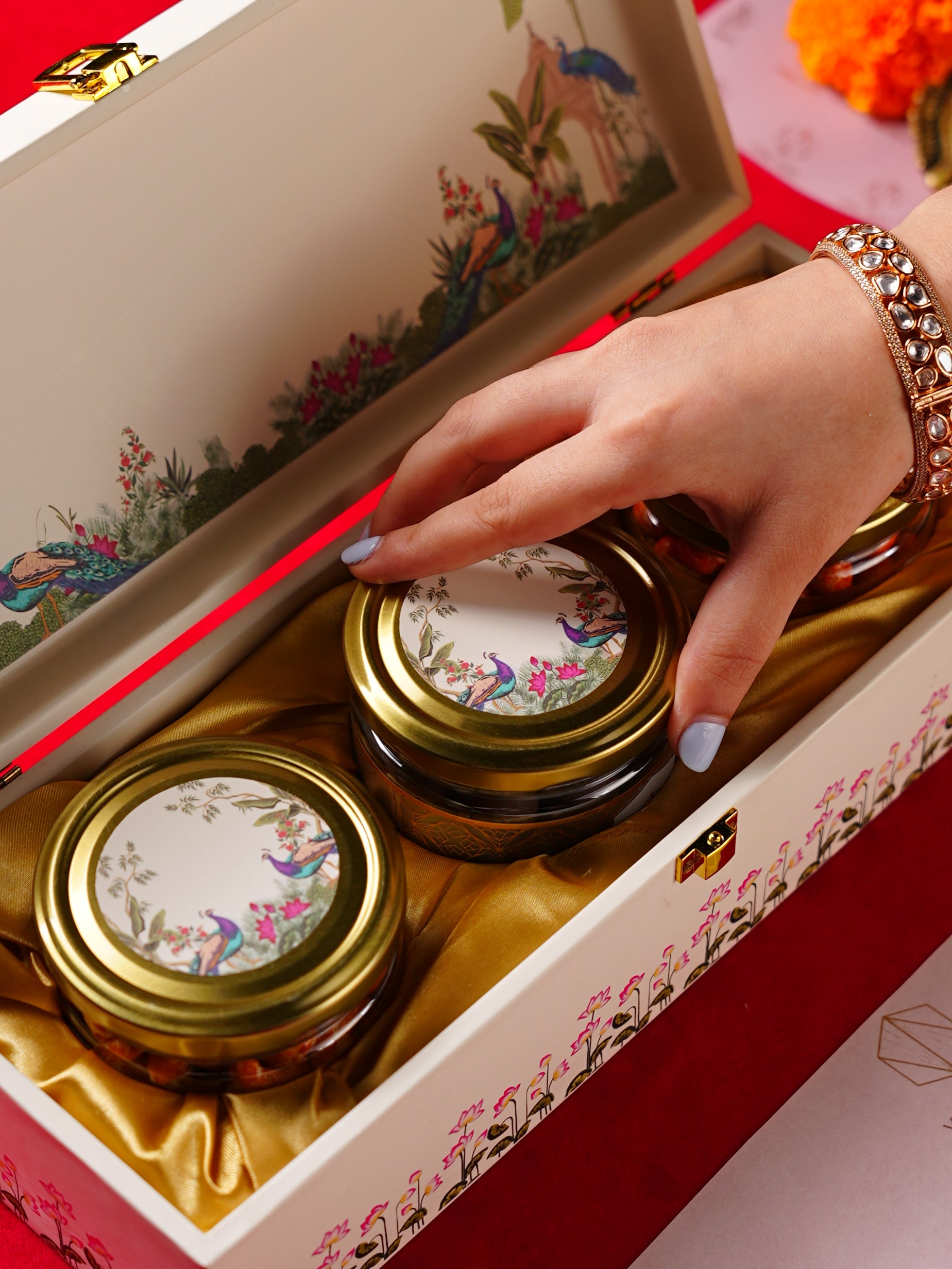 MDF Royal Diwali Hamper