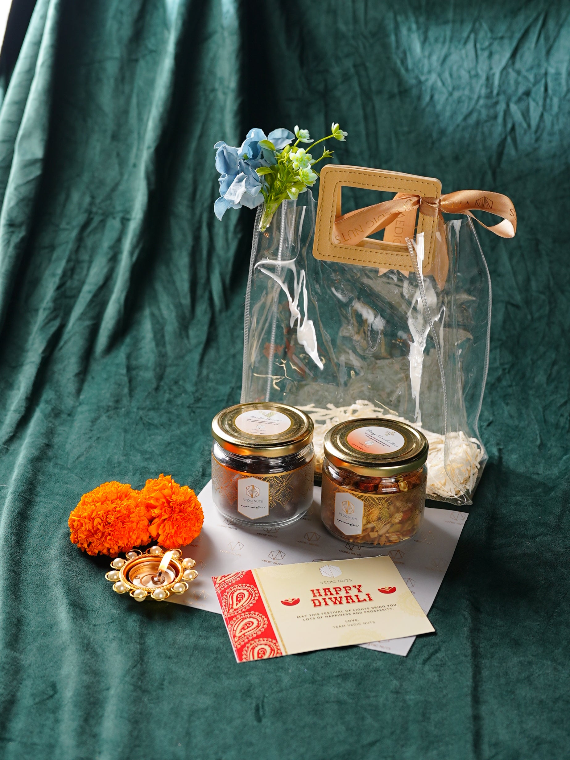 The Mini Luxe Diwali Hamper