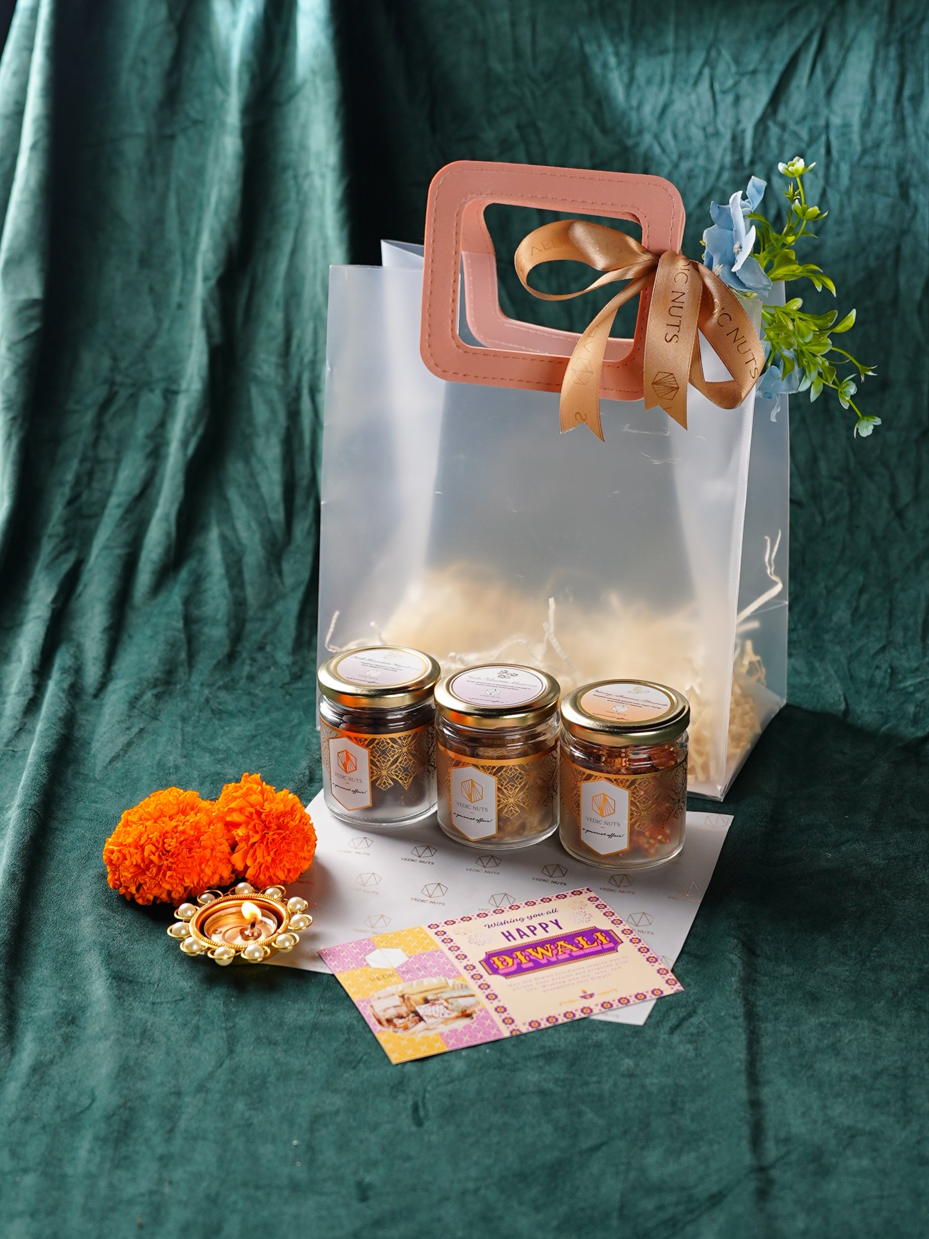 The Mini Luxe Diwali Hamper