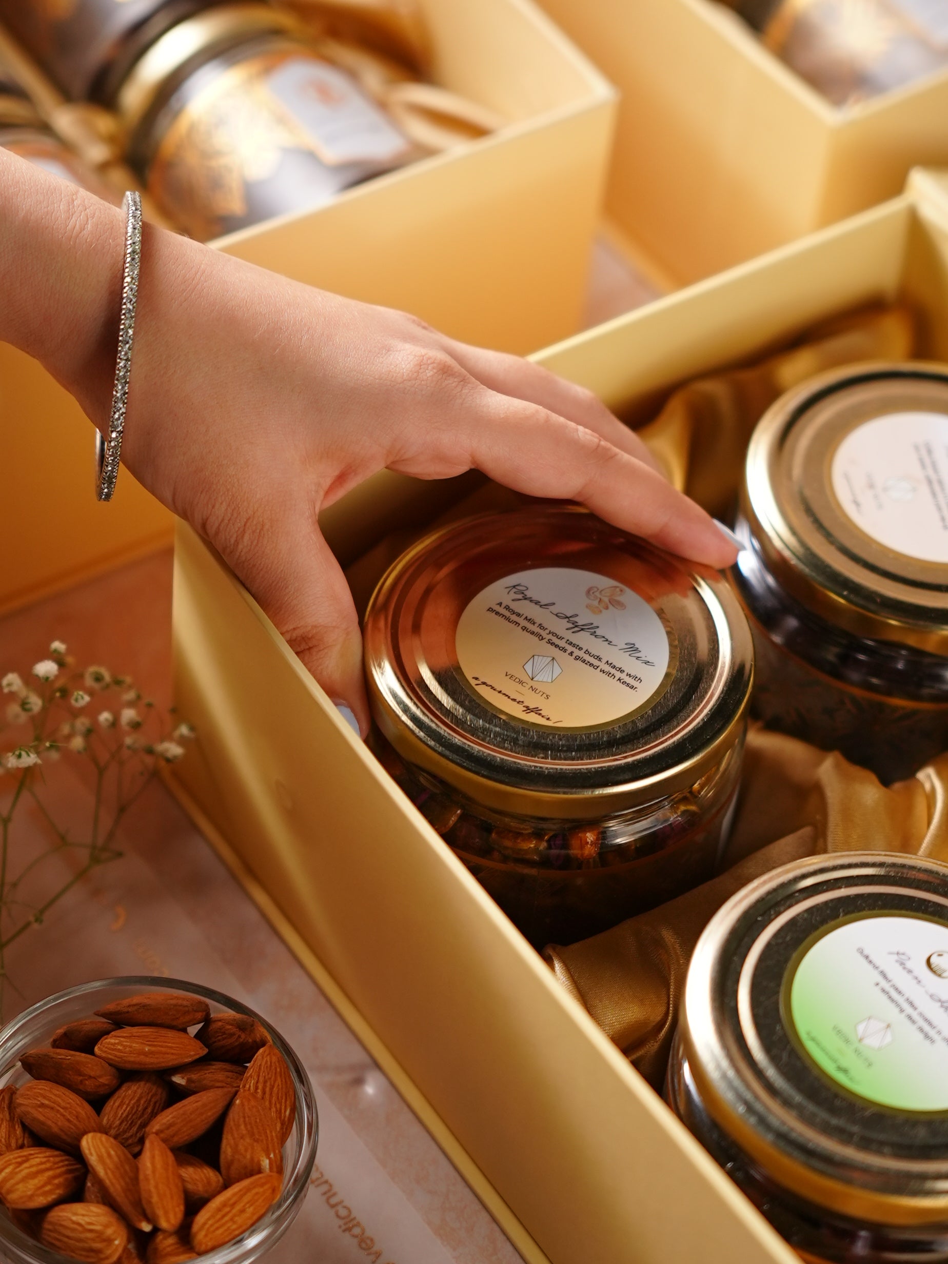 The Floral Collection (Set of 4 jars: 200gms each)