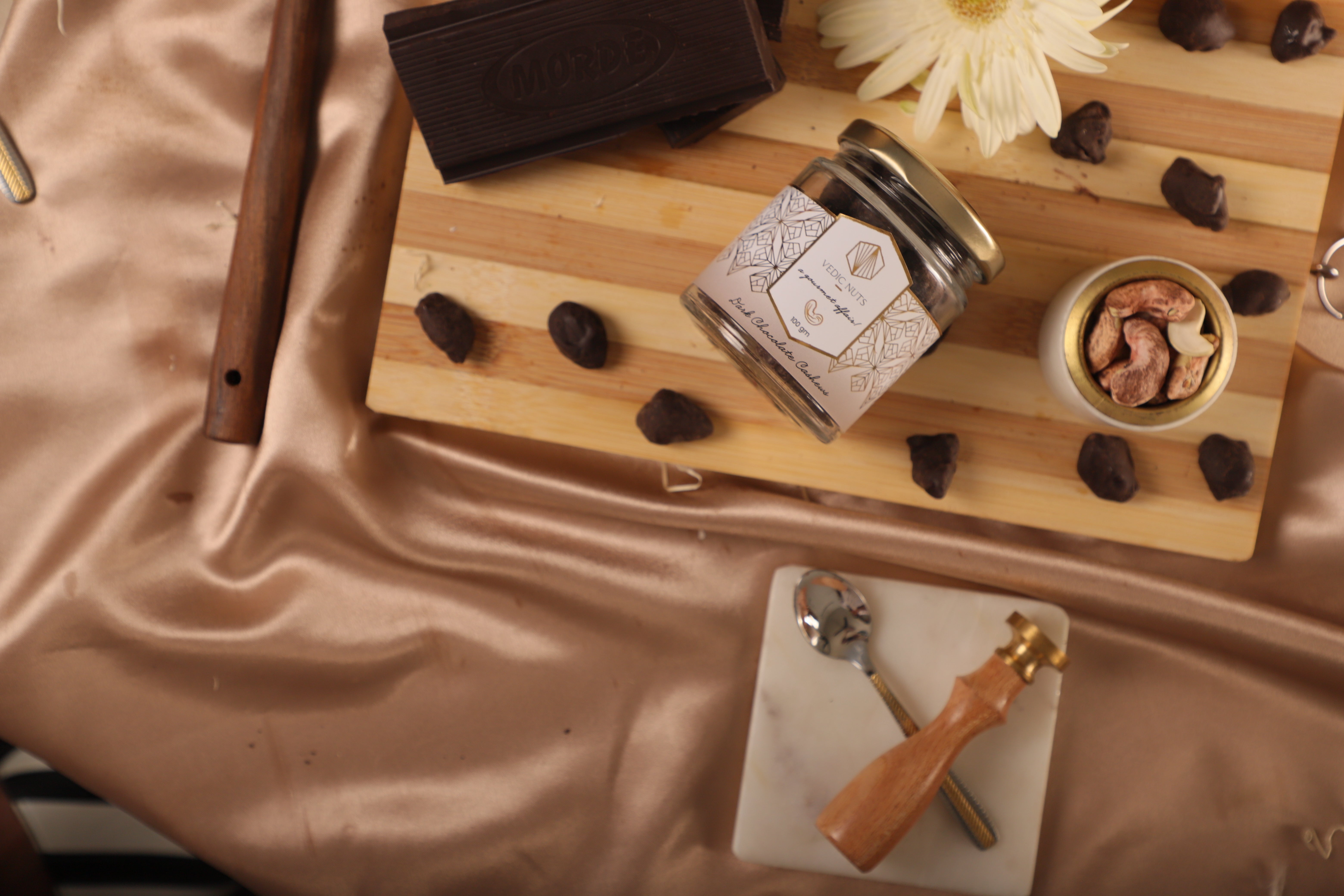 Dark Chocolate Cashews