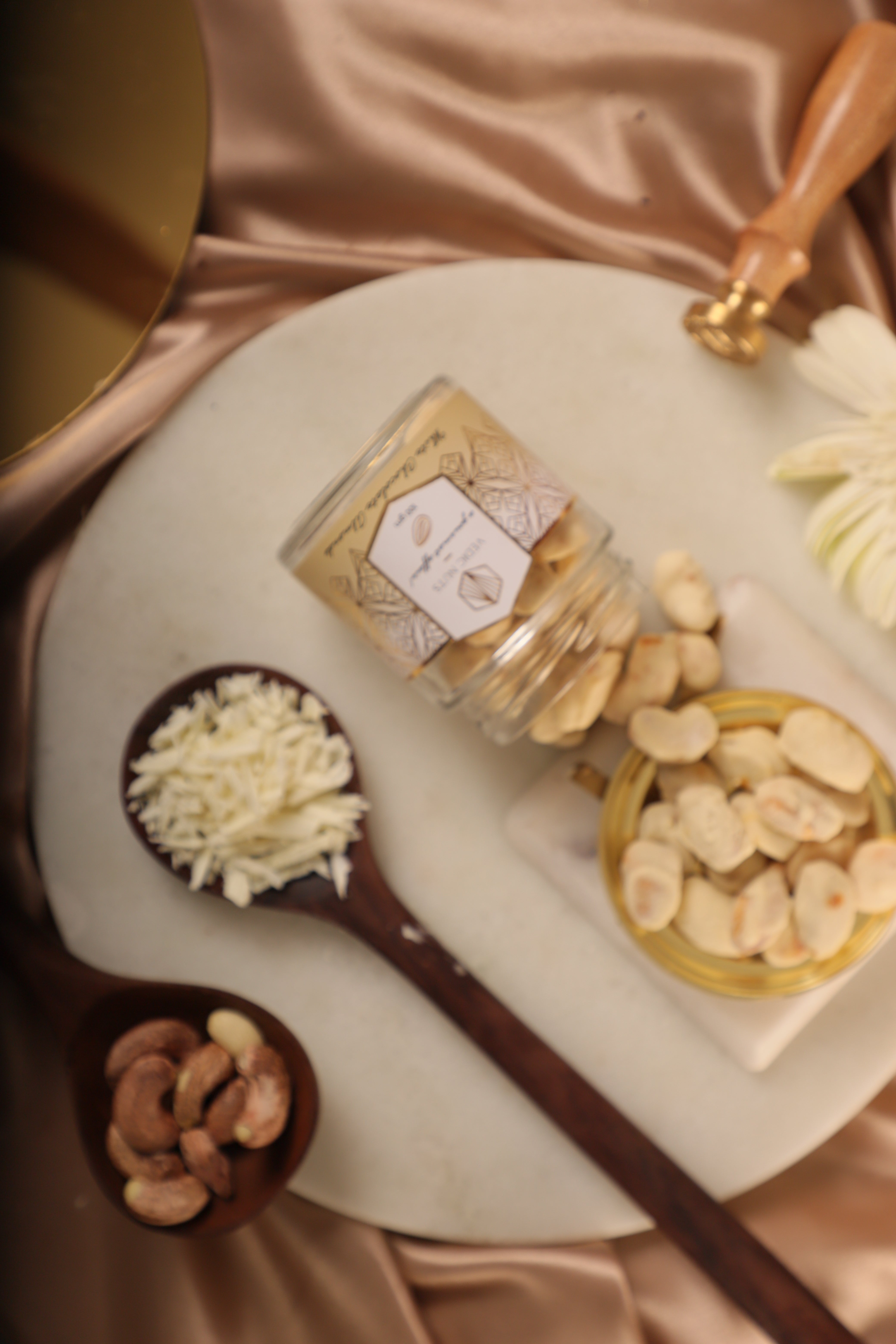 White Chocolate Almonds