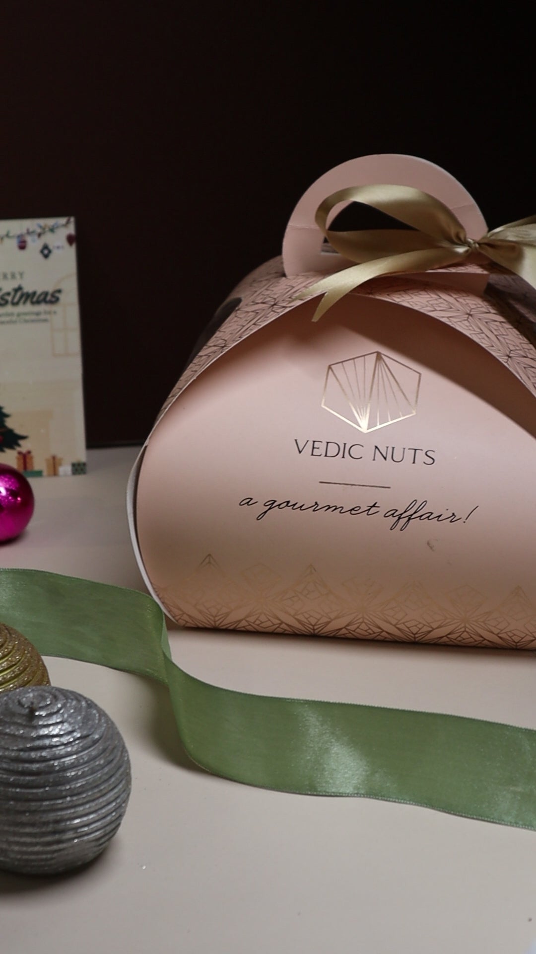 Pastel Folding Hamper (100gms Jars)